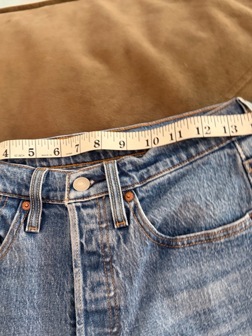 Levi's 501s skinny Jeans in Light Blue Wash - Picture 8 of 12